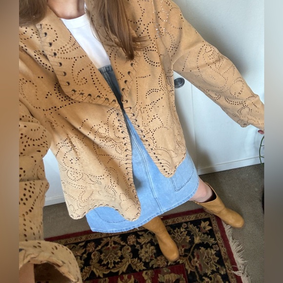 Chico's Tan Blazer with Embroidered Lapel - Picture 10 of 10